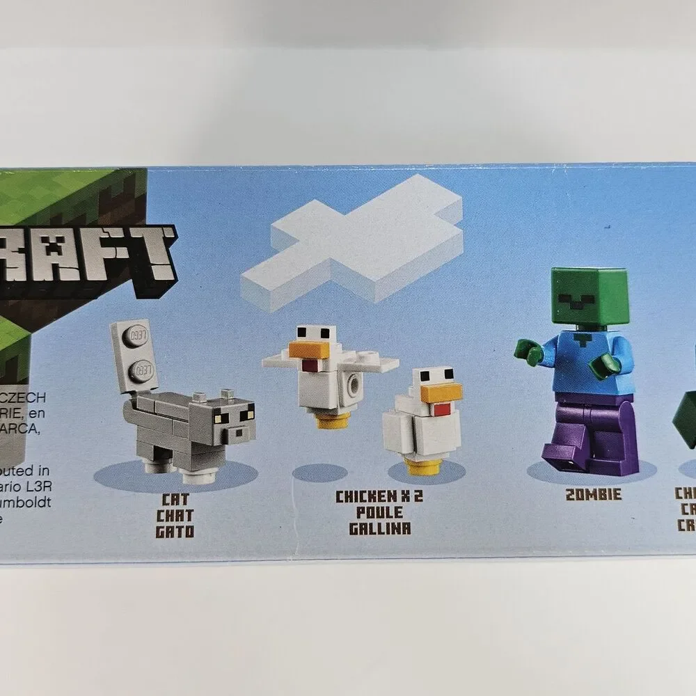 LEGO 21174 Minecraft The Modern Treehouse Building Set, 909 Pieces, New, Retired - Picture 7 of 8
